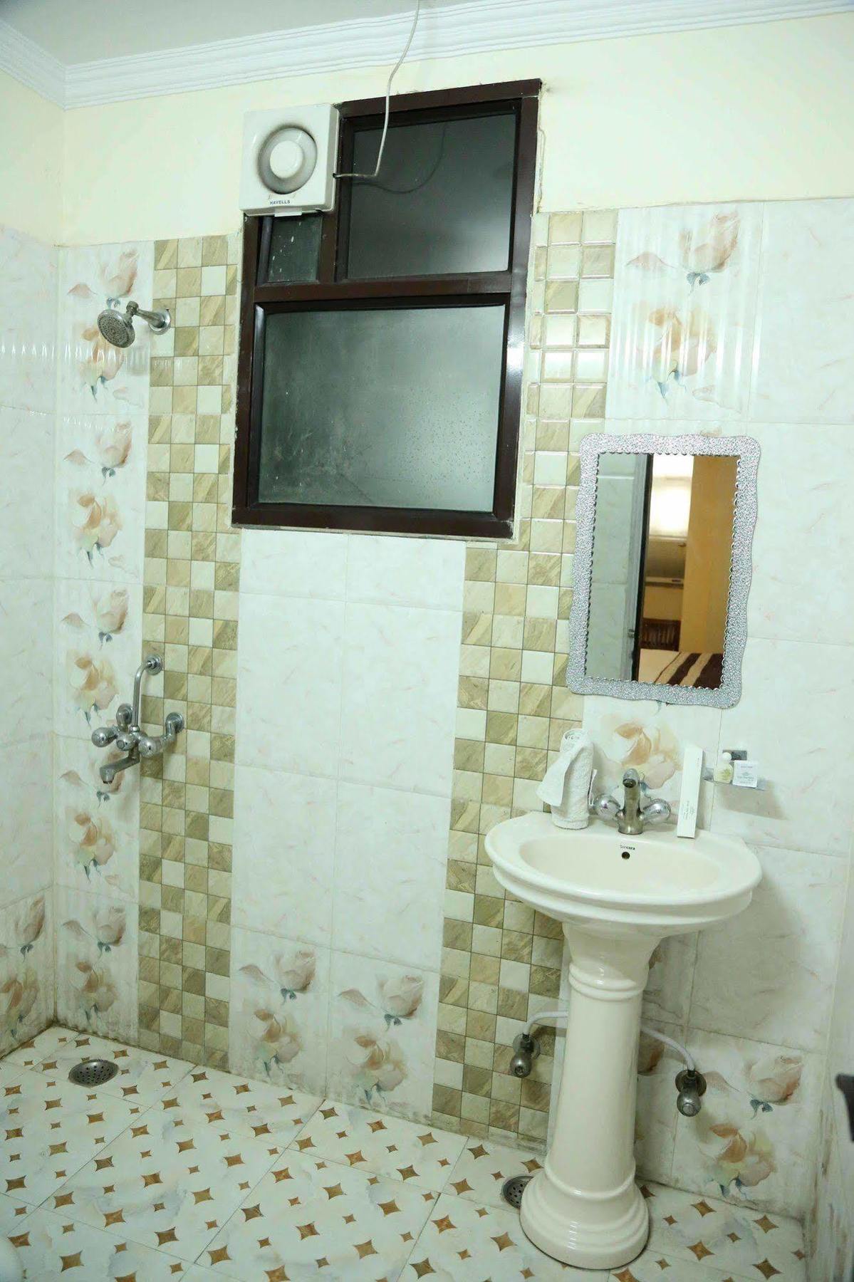 Treebo Green View, Noida Indirapuram Exterior foto
